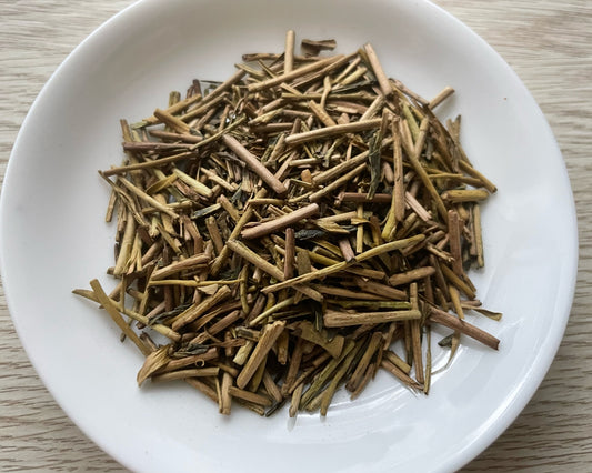 さっぱりとした味わいの茎茶の魅力